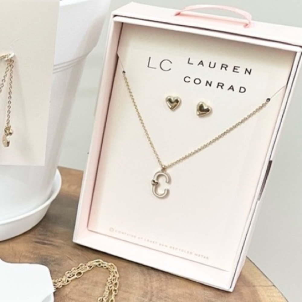 LC Lauren Conrad C necklace and heart earring